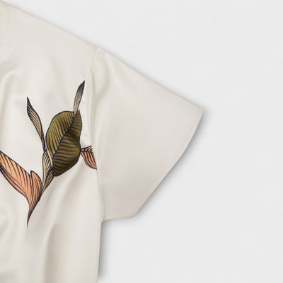 Сатенена завиваща се рокля