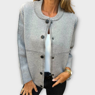 LIBUŠE - Елегантен пуловер в сив цвят