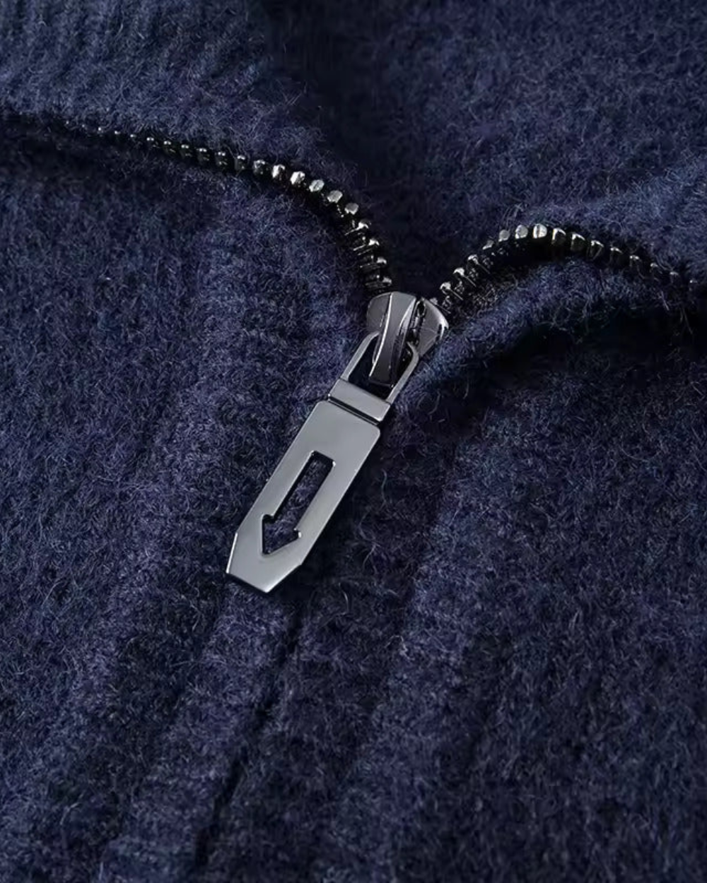 Либуше - Кашмирен пуловер с четвъртък zip Gstaad