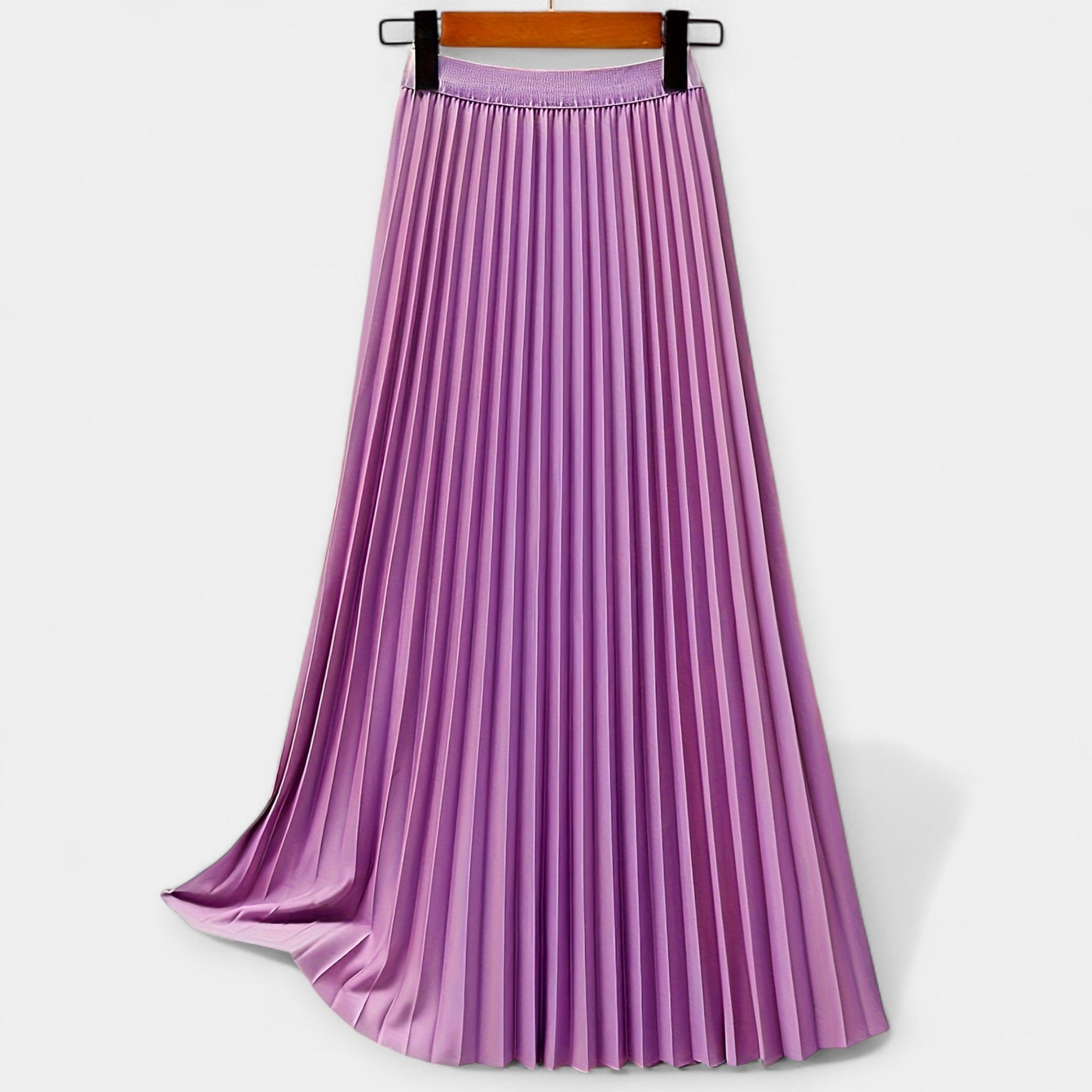 Дълга плизирана сатенена пола