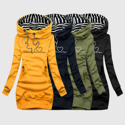 Кристина - Пуловерна рокля с дизайн на сърце