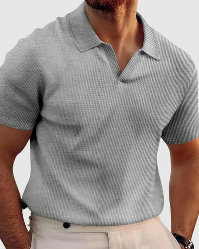 Либуше – Рибана тениска с V-образно деколте