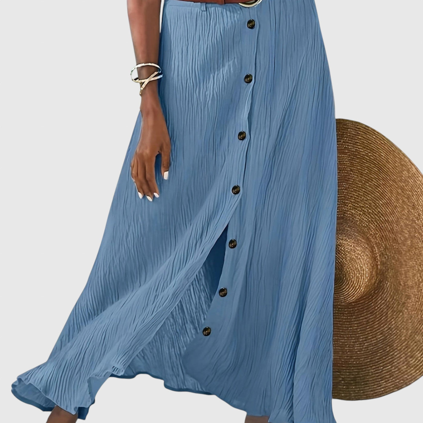 Полупрозрачна миди пола с разрез