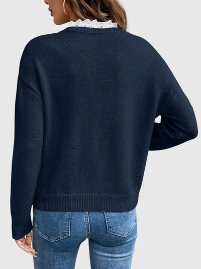 Каролина – Премиум пуловер с Дантела на V-образно деколте