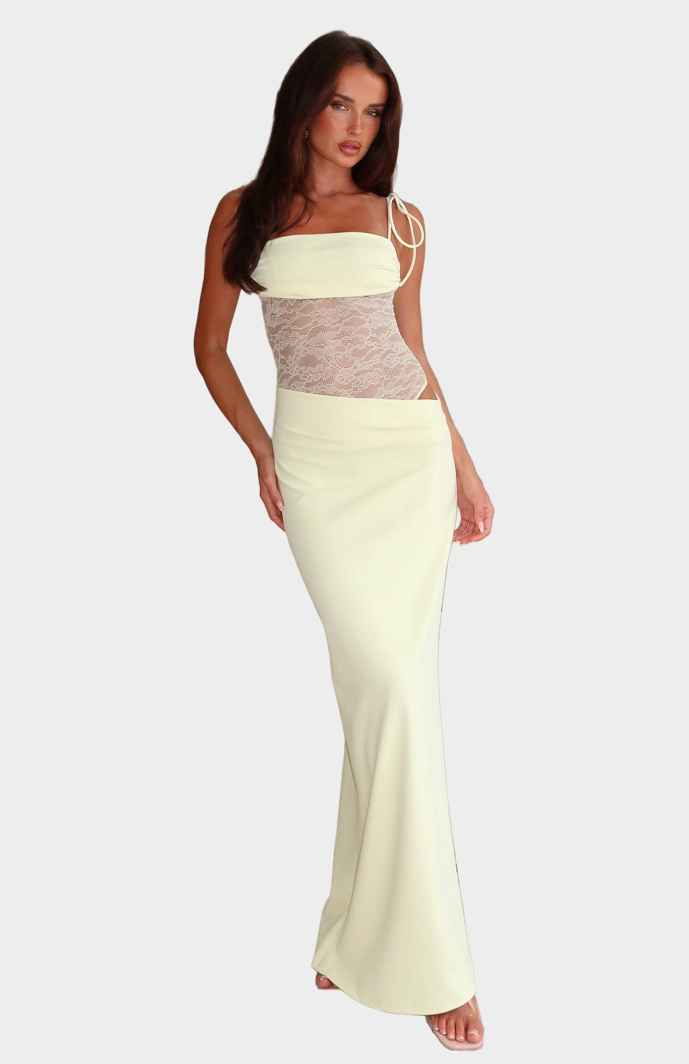 Макси Рокля със Свободен Крой и Изтънчена Елегантност