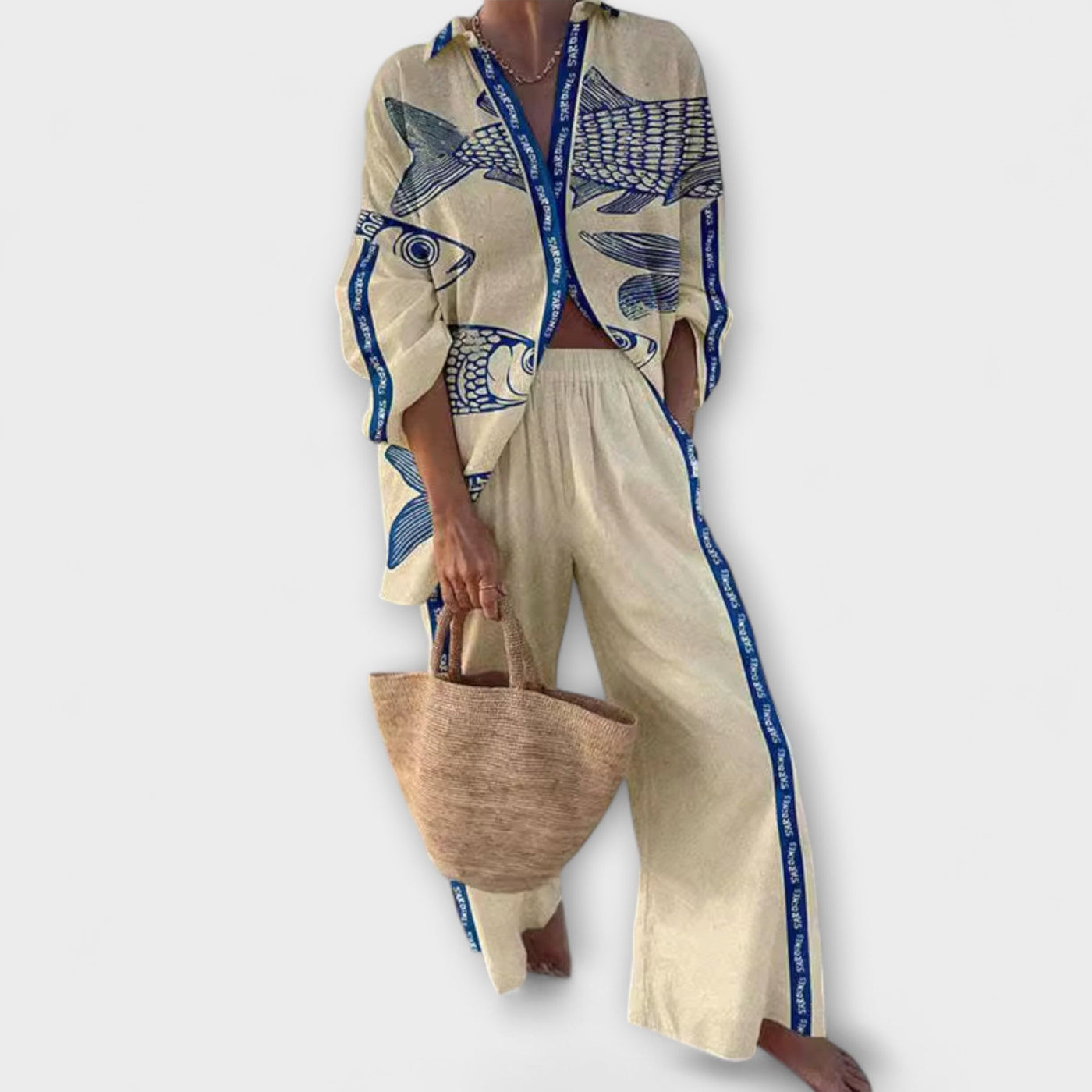 Yazette – Свободен вид с печат на риба