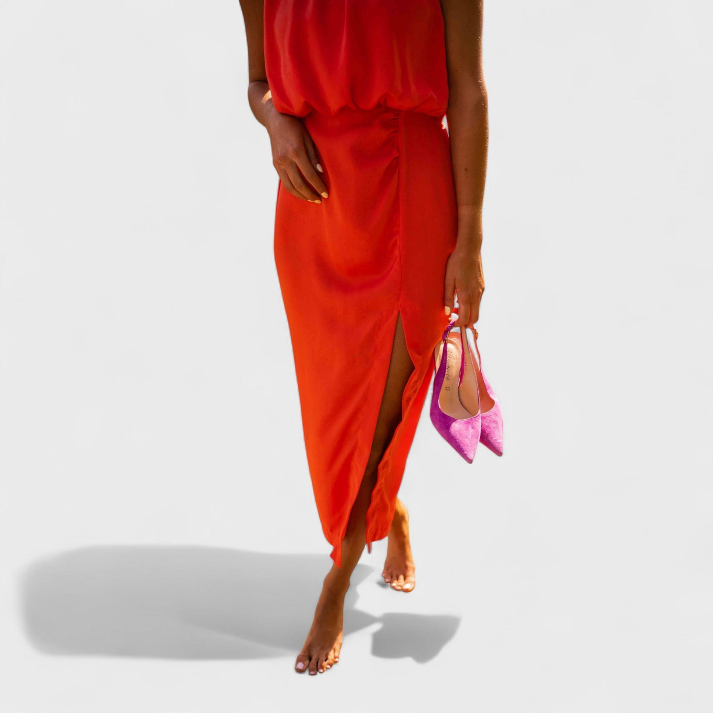 Либуше - Свежа Рокля с Елегантен Крой