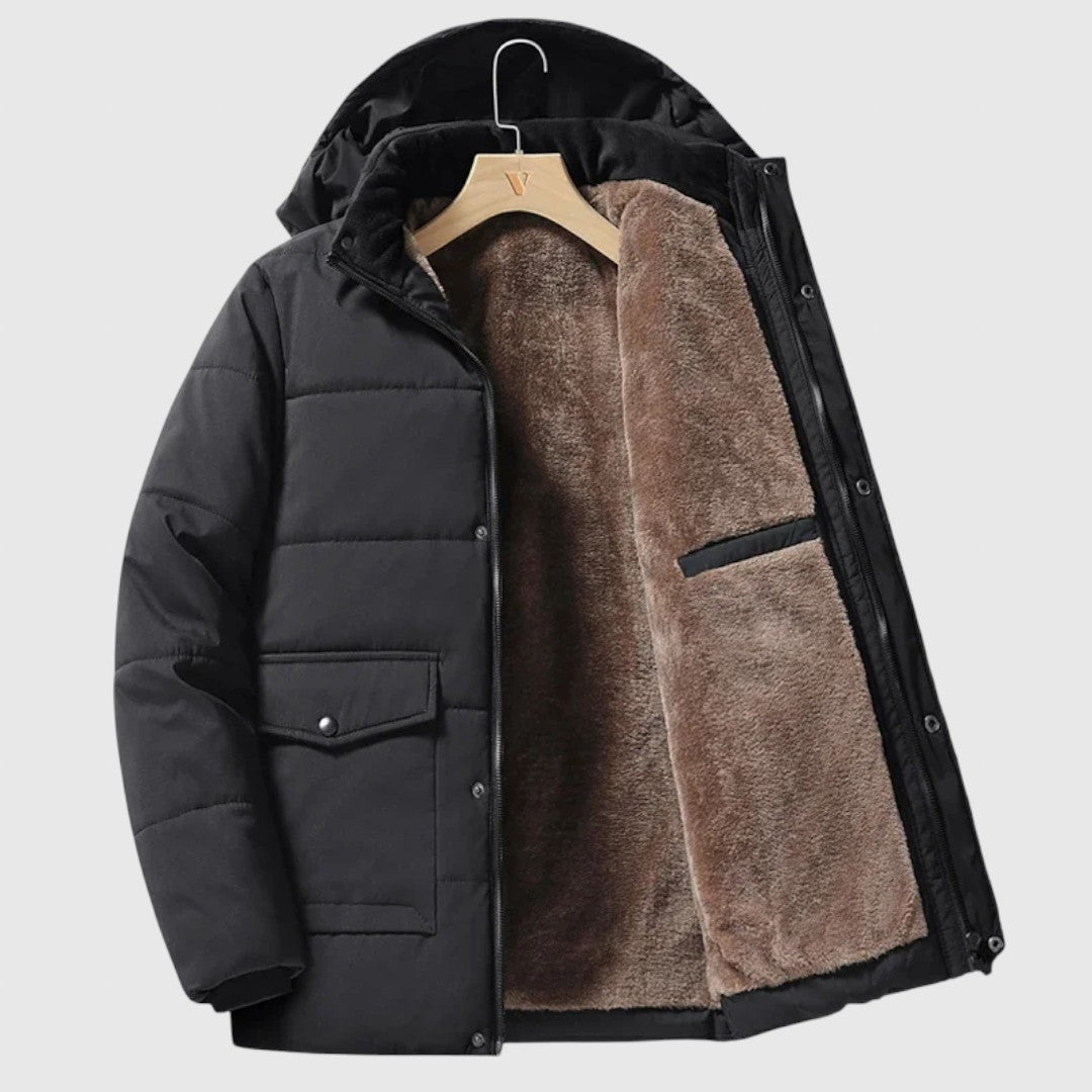 Емил- Капитонирано яке