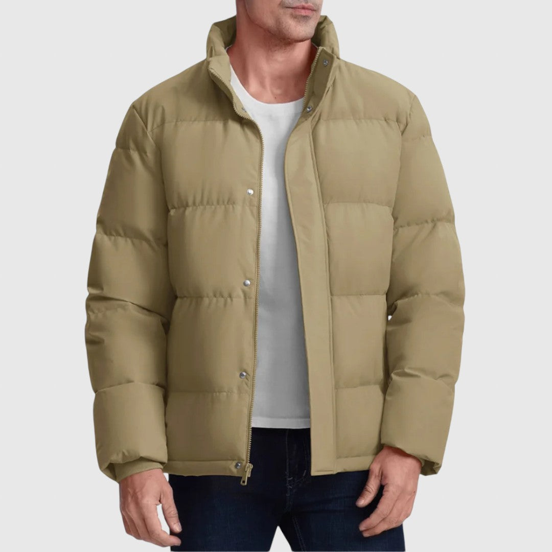 Любомир- ежедневно подплатено яке