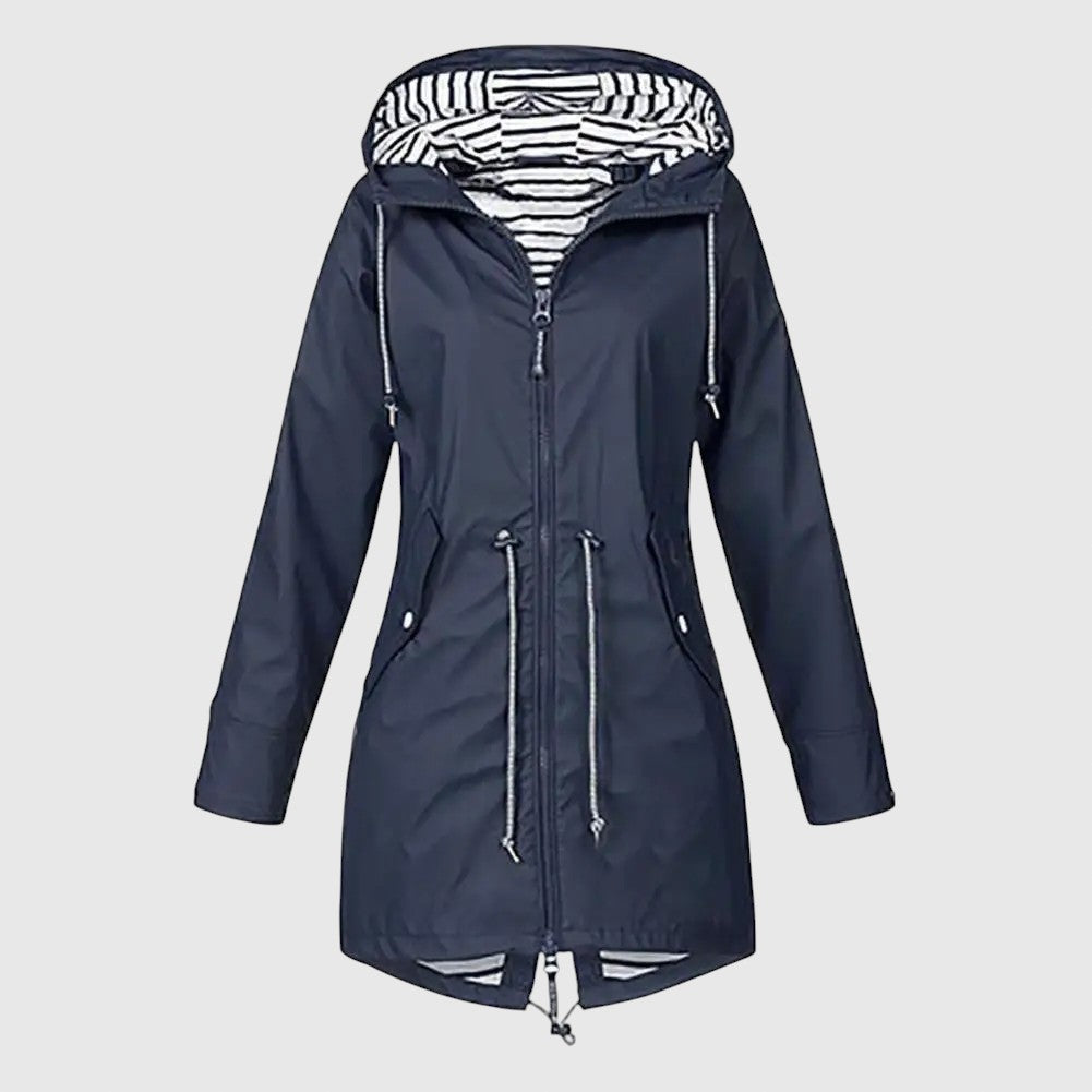 Ема – Елегантно и водонепромокаемо яке 