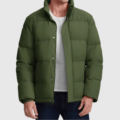 Любомир- ежедневно подплатено яке