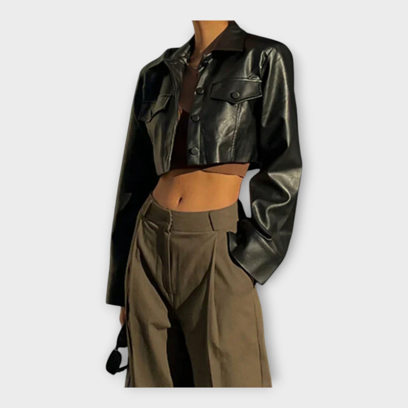 Кратко кожено яке с джобове 