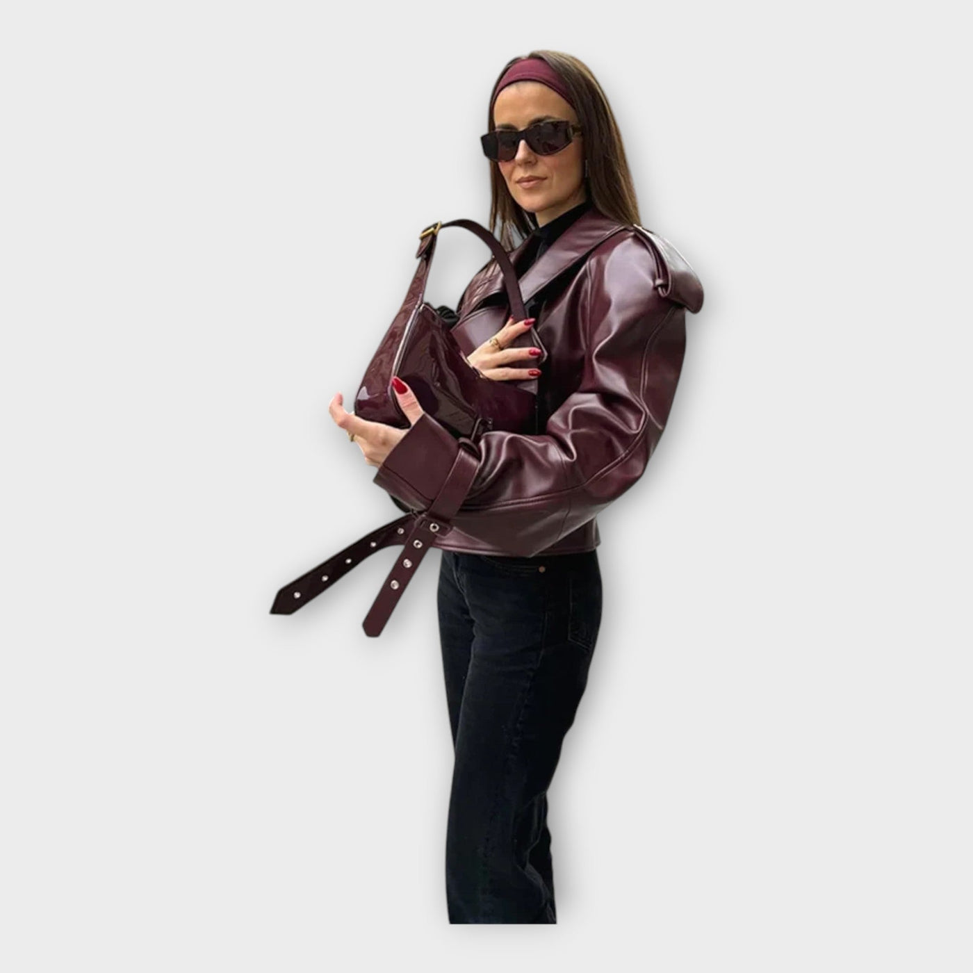 Кожено Яке с Колан и Модерни Детайли 