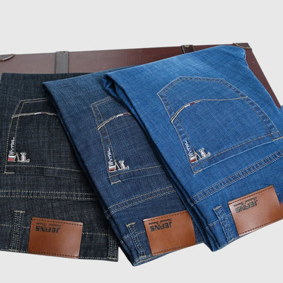 Класически прави дънки 