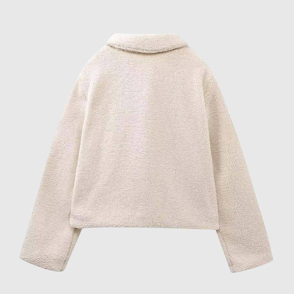 Ника – Удобно яке