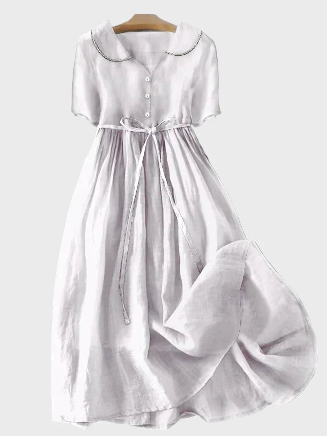 Традиционна Рокля със Закопчаване