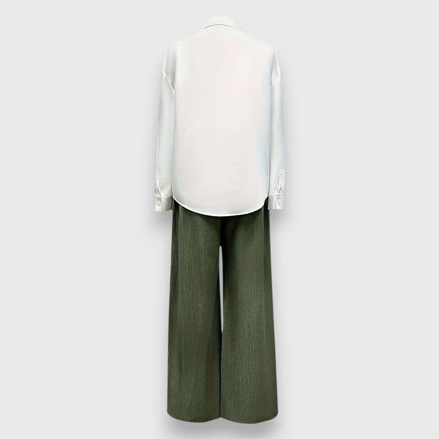 Комплект с двуцветен стил