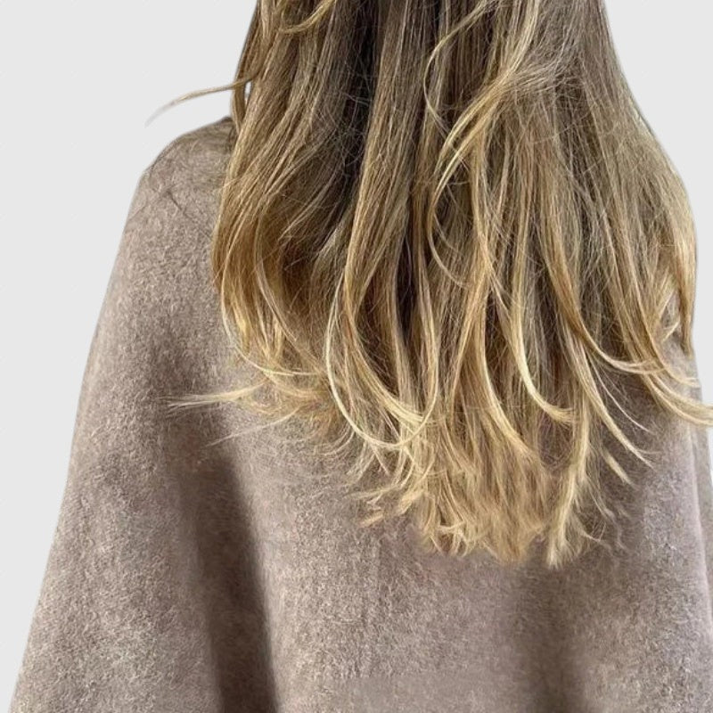 Елиз - Късо яке с елегантно разширение на ръкави