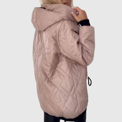 Дейн - Качулка с Пухкава и Елегантен Дизайн