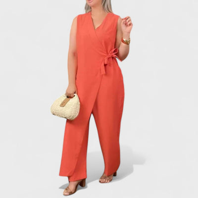 Милена - Елегантен гащеризон с V-образно деколте