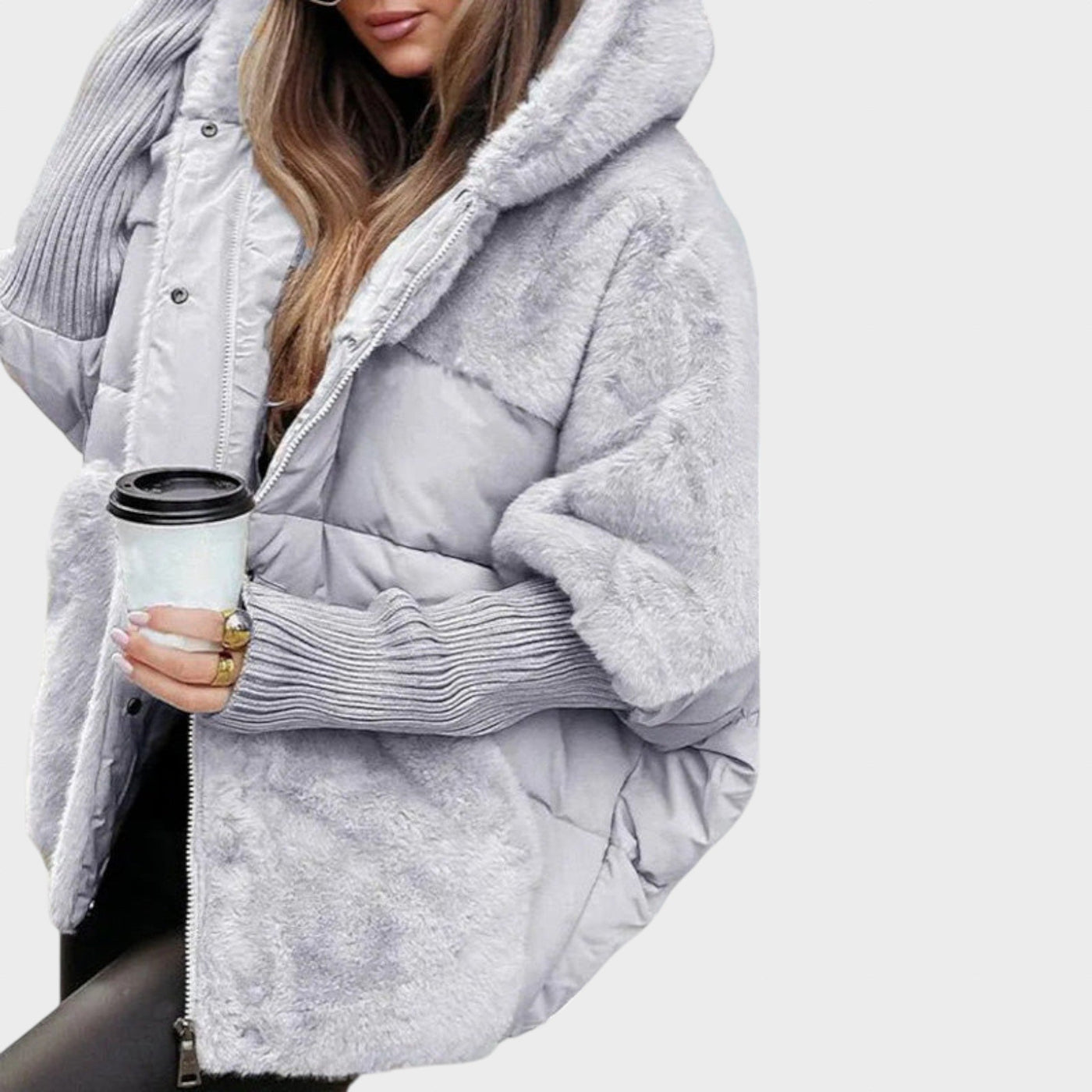 Eurelia – Яке с Качулка от Изкуствена Кожа